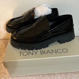 NWT Tony Bianco Brooklyn Hi Shine Leather Loafer Shoes Black Women's Size 10